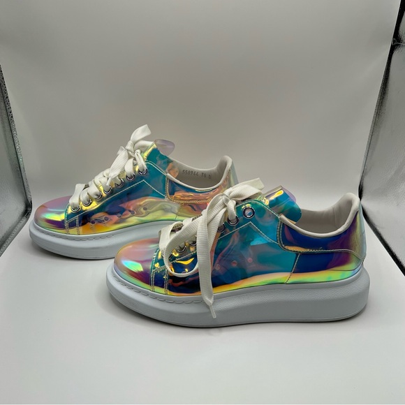 Alexander McQueen Fantasy Transparent Oversized Sneaker - Picture 6 of 9